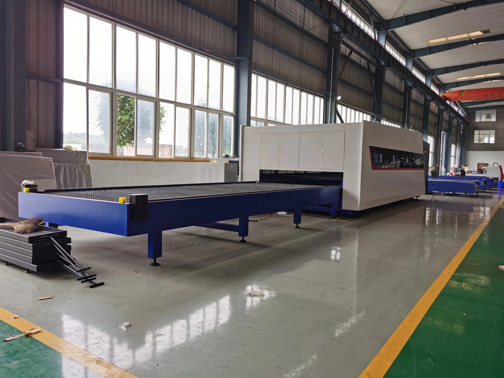 Fully Enclosed CNC Fiber Laser - đánh giá và giá Industrial Laser Uses